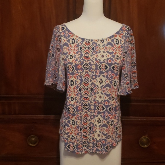 Cute Flutter Sleeve Boho Top - Picture 1 of 4